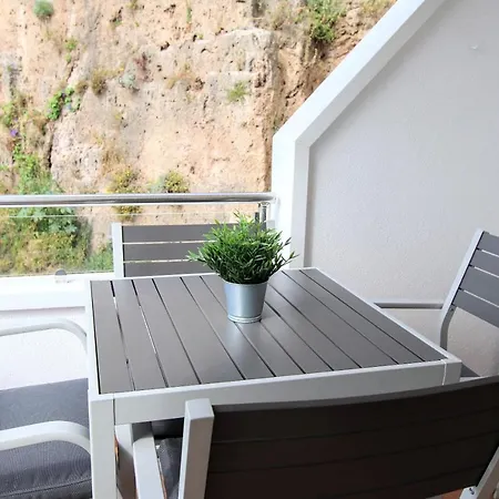 Tess Crespo Apartment *